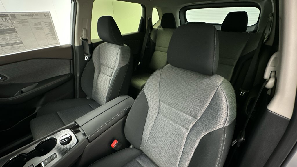 Certified 2023 Nissan Rogue SV AWD/4WD image 9