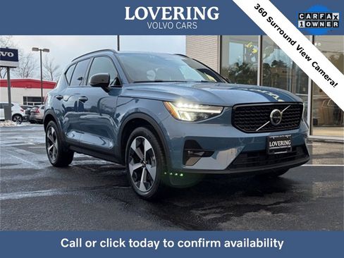 Certified 2025 Volvo XC40 B5 Plus image 1
