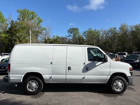 Used 2014 Ford E-250 and Econoline 250 w/ Commercial Cargo Van Package image 6