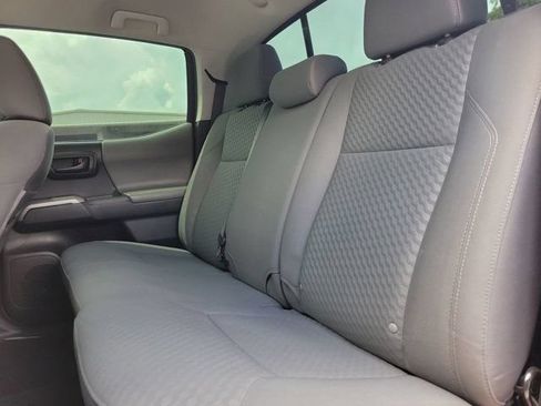 Used 2022 Toyota Tacoma SR5 w/ Technology Package RWD image 20