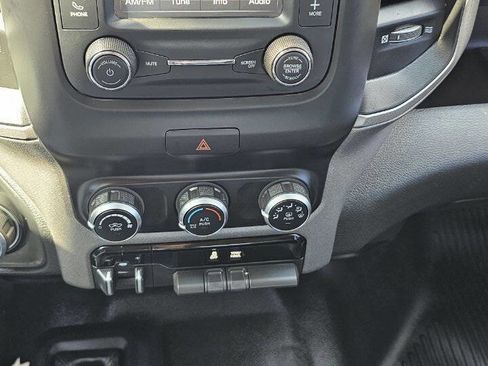 Used 2020 RAM 2500 Tradesman w/ Chrome Appearance Group AWD/4WD image 11