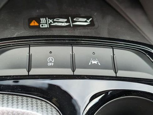 New 2026 Buick Envista Sport Touring FWD image 17