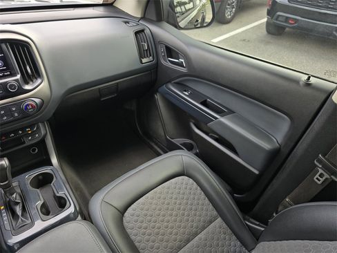 Used 2019 Chevrolet Colorado Z71 image 19