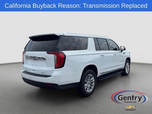 Used 2023 GMC Yukon XL SLT w/ SLT Premium Package AWD/4WD image 6