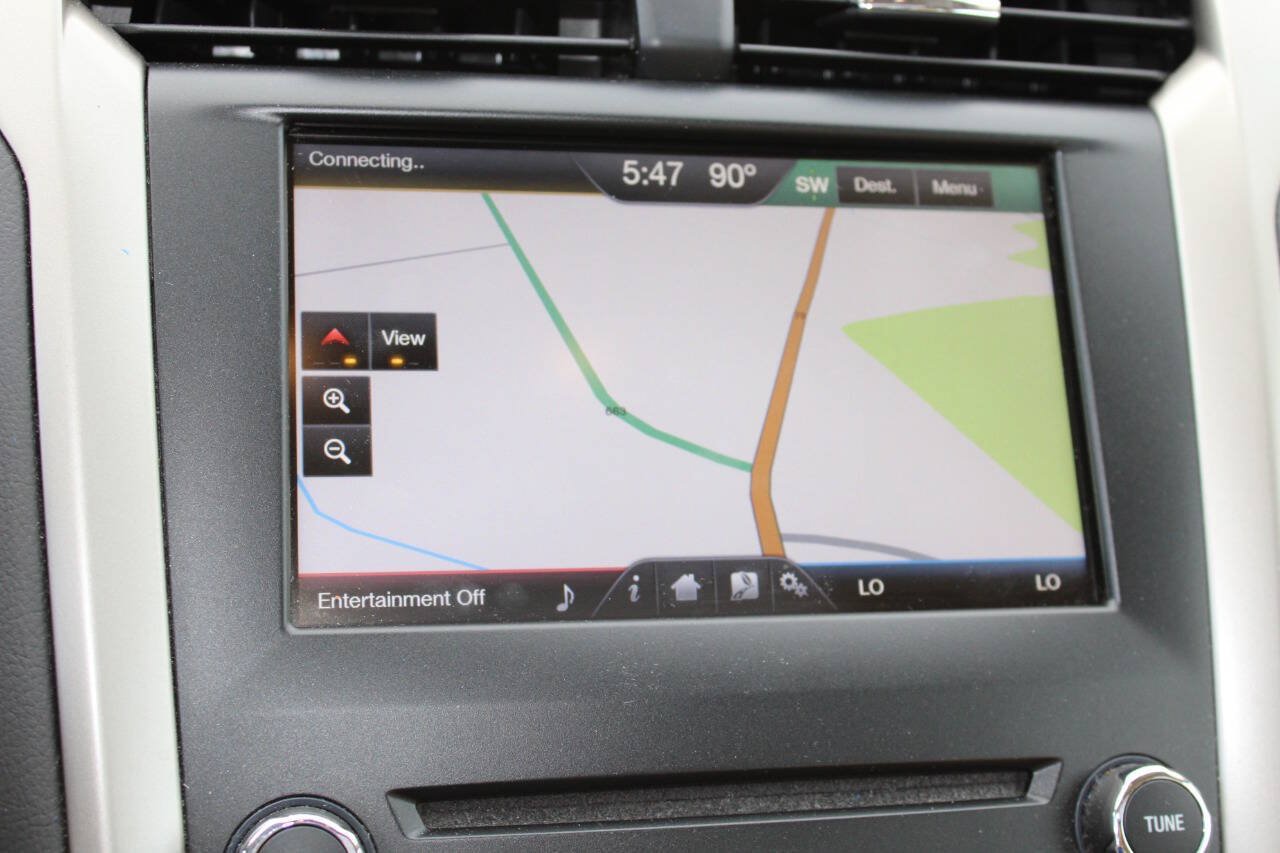 Used 2014 Ford Fusion SE w/ Equipment Group 502A FWD image 16