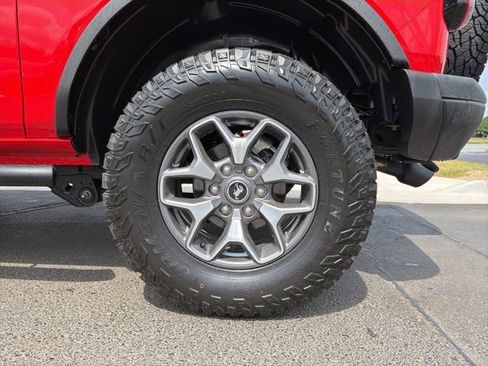 Used 2024 Ford Bronco Badlands AWD/4WD image 31