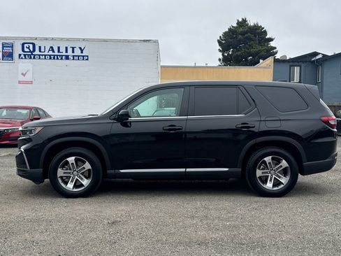 Certified 2025 Honda Pilot EX-L image 7