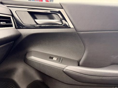 Used 2024 Mitsubishi Outlander Ralliart AWD/4WD image 25