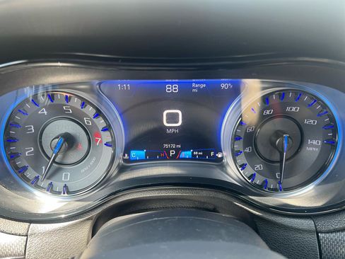 Used 2015 Chrysler 300 S w/ 300S Premium Group AWD/4WD image 23