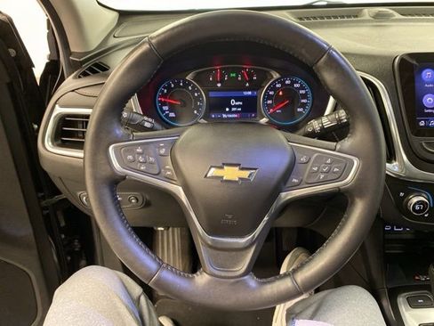 Used 2020 Chevrolet Equinox Premier image 17