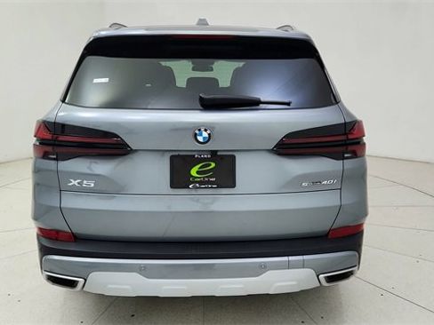 Used 2026 BMW X5 sDrive40i image 5