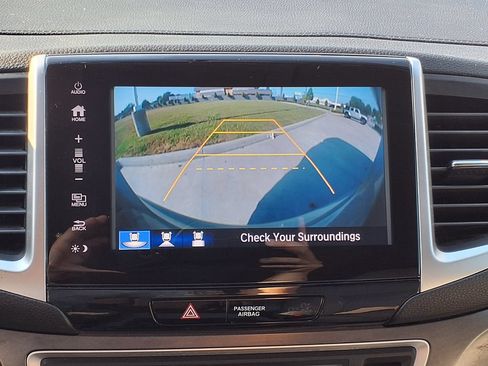 Used 2017 Honda Pilot EX image 33