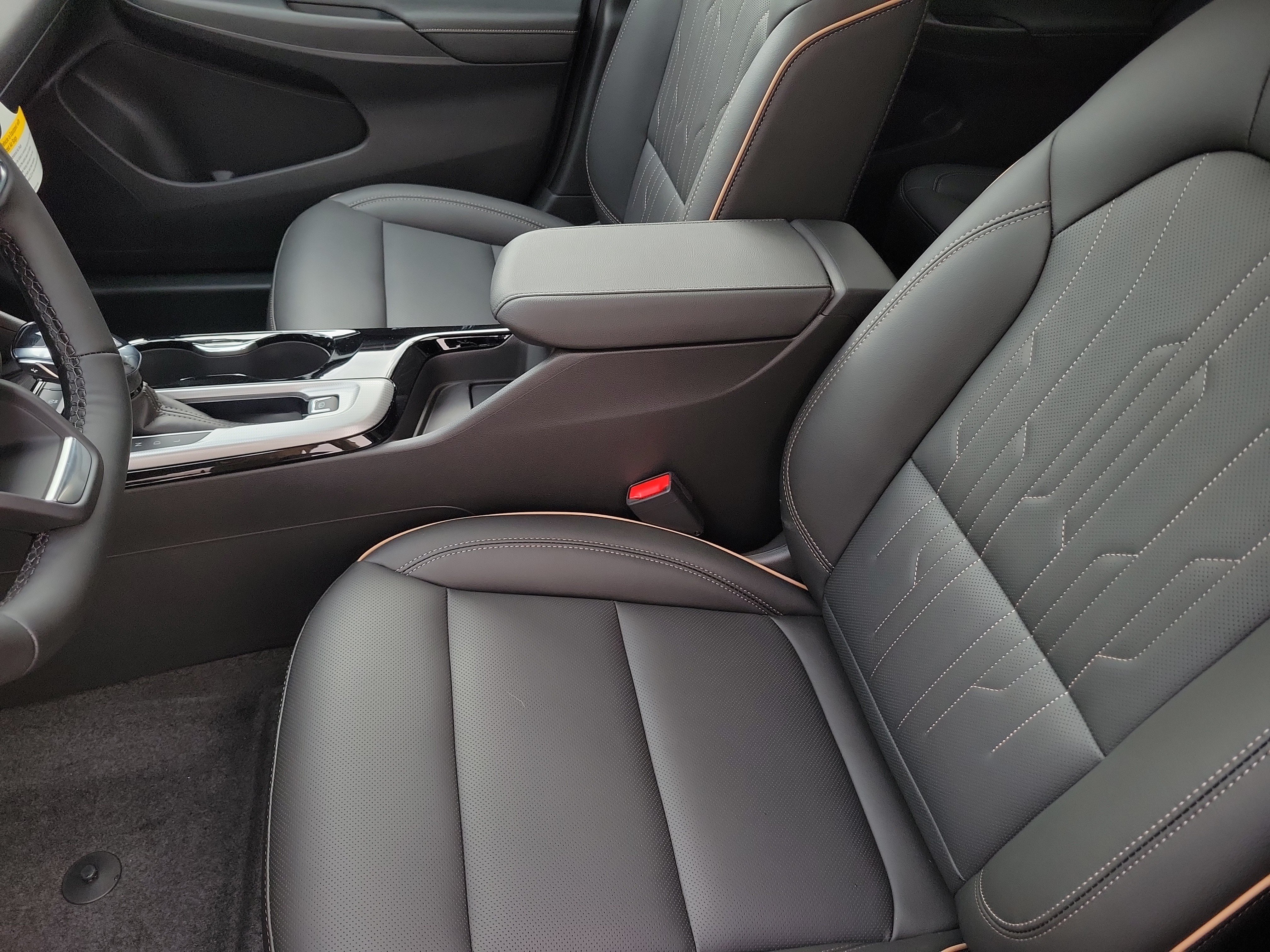 New 2026 Buick Envista Sport Touring FWD image 22