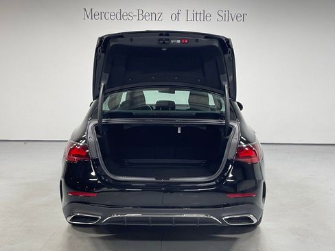 Used 2026 Mercedes-Benz E 350 4MATIC image 5