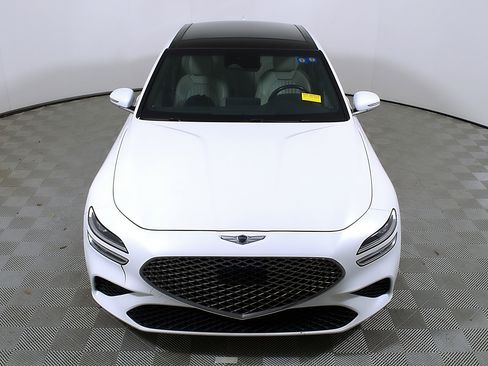 Used 2022 Genesis G70 2.0T w/ Prestige Package image 4