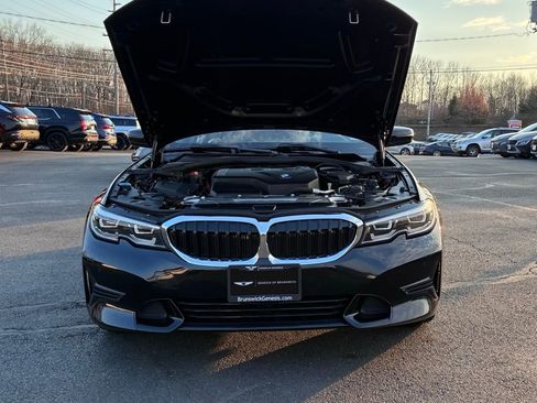 Used 2019 BMW 330i xDrive Sedan w/ Premium Package AWD/4WD image 9