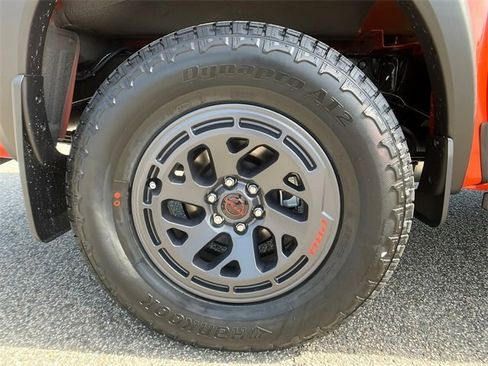 New 2025 Nissan Frontier PRO-4X w/ Pro Convenience Package image 17
