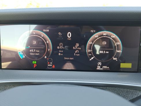 New 2026 Volkswagen Tiguan S FWD image 17