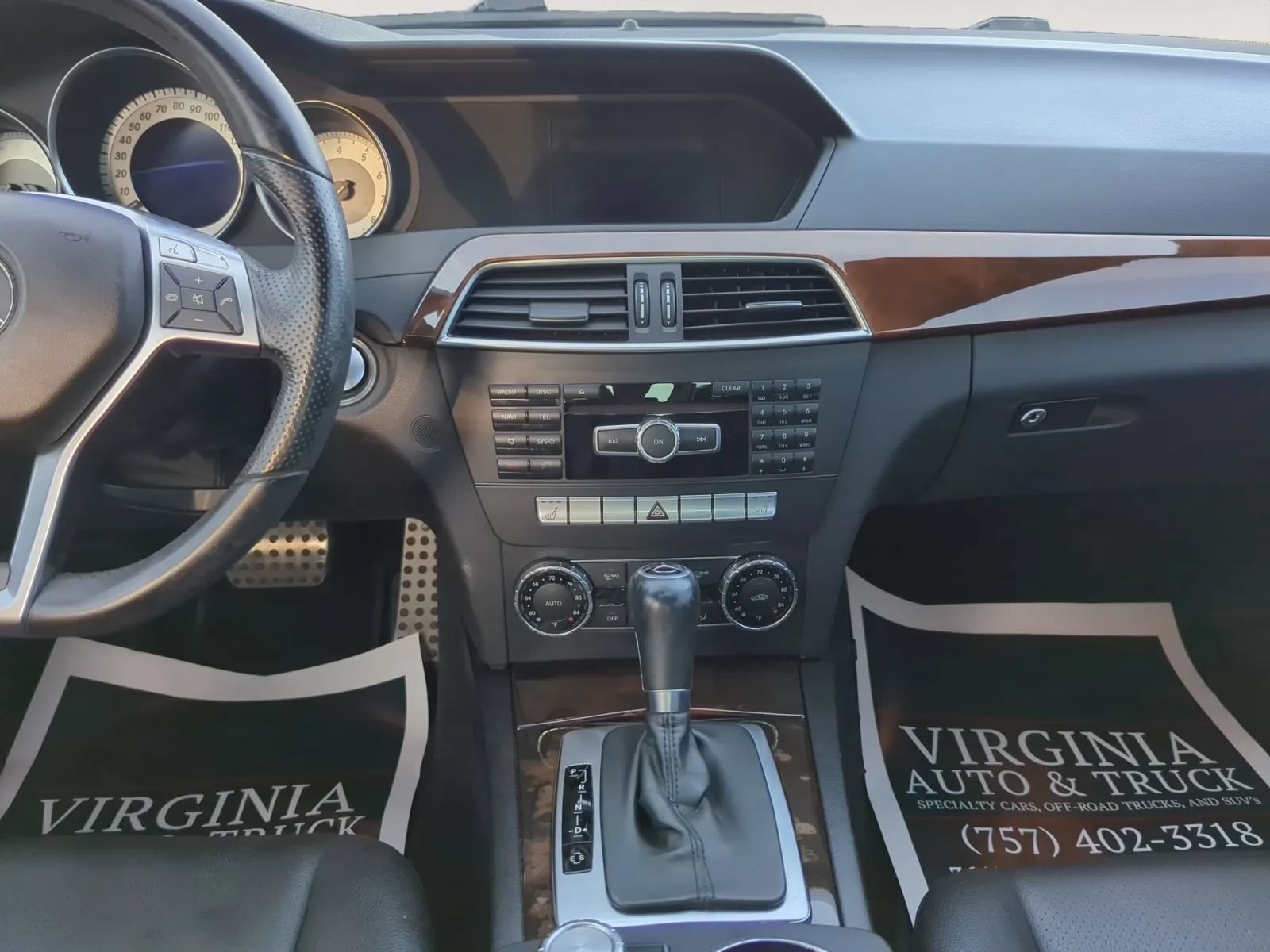 Used 2014 Mercedes-Benz C 250 Sedan image 4