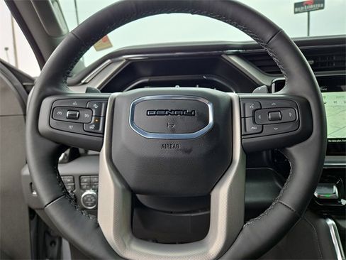 Used 2025 GMC Sierra 1500 Denali w/ Denali Reserve Package image 18