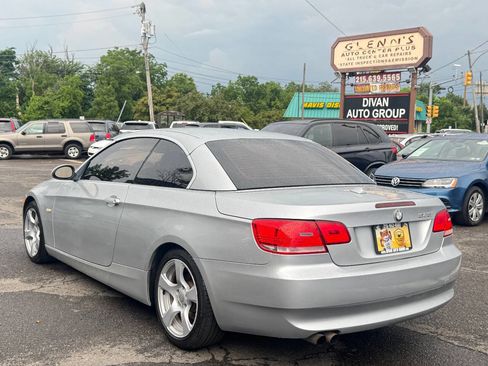 Used 2009 BMW 328i Convertible image 23