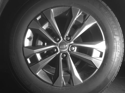 Used 2025 Chevrolet Equinox LT image 12