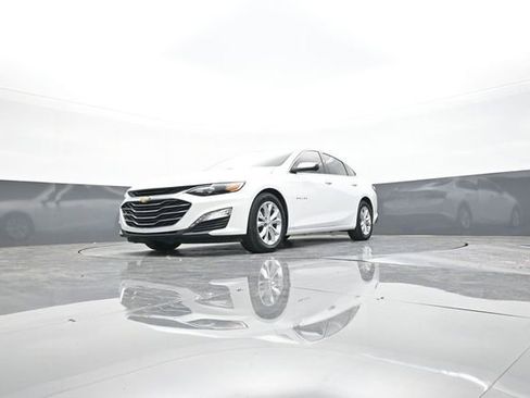 Used 2021 Chevrolet Malibu LT image 52