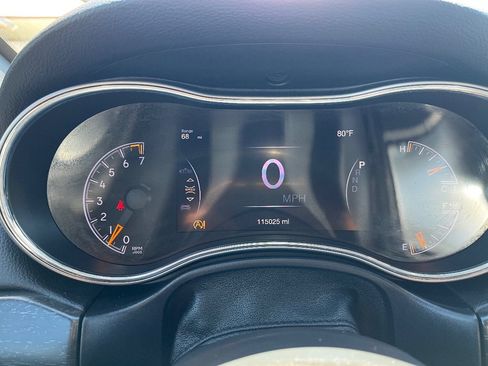 Used 2017 Jeep Grand Cherokee Altitude RWD image 20