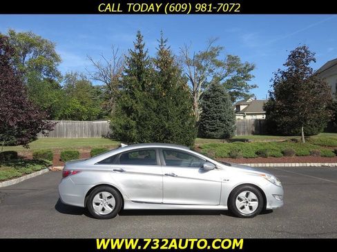 Used 2011 Hyundai Sonata Hybrid image 4