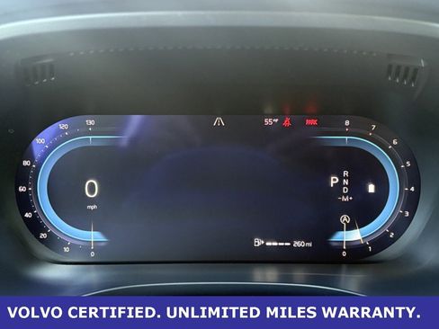 Certified 2023 Volvo XC60 B5 Plus w/ Climate Package image 18
