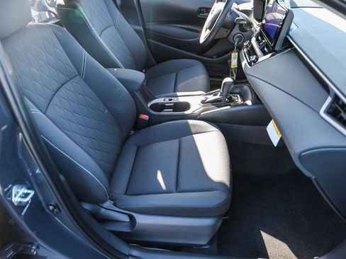 Used 2026 Toyota Corolla LE image 7