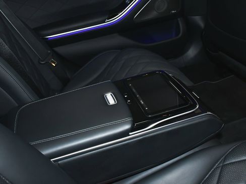 Used 2024 Mercedes-Benz S 580 4MATIC Sedan image 62