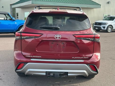 Used 2021 Toyota Highlander Platinum AWD/4WD image 38