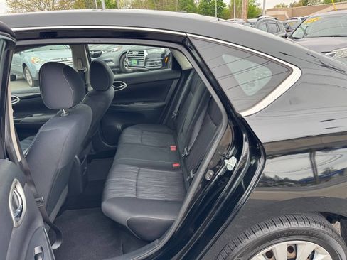 Used 2016 Nissan Sentra SV FWD image 20