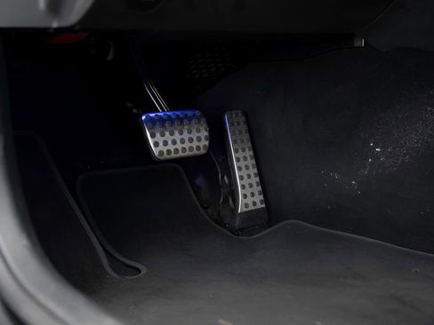 Used 2023 Mercedes-Benz AMG GT 63 image 32