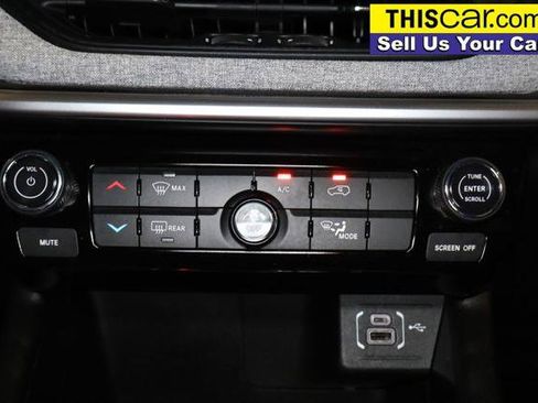Used 2025 Jeep Compass Latitude AWD/4WD image 22