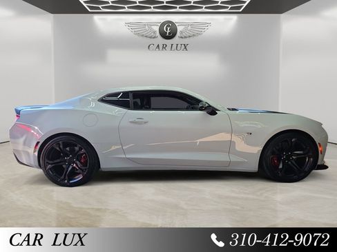 Used 2018 Chevrolet Camaro SS image 6