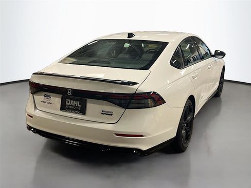 Used 2023 Honda Accord Sport image 7