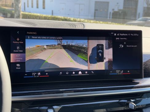 Used 2026 BMW X5 xDrive50e w/ M Sport Package image 32