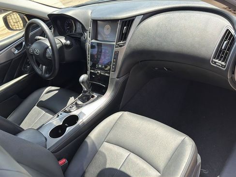 Used 2017 INFINITI Q50 3.0t Premium RWD image 23