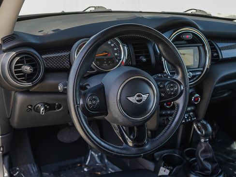 Used 2018 MINI Cooper S FWD image 16