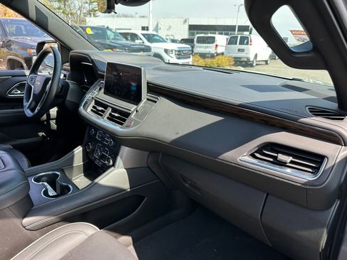 Used 2023 Chevrolet Tahoe Premier w/ Premium Package 2 RWD image 30