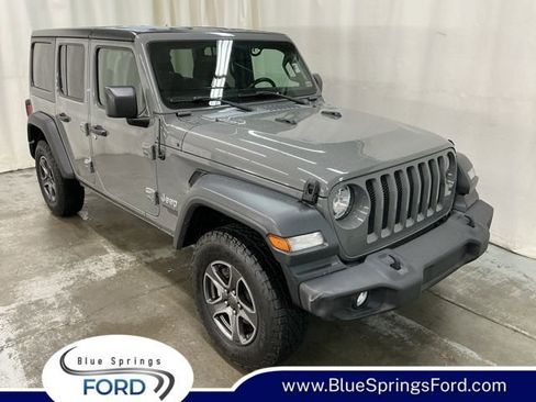 Used 2018 Jeep Wrangler Unlimited Sport S AWD/4WD image 1