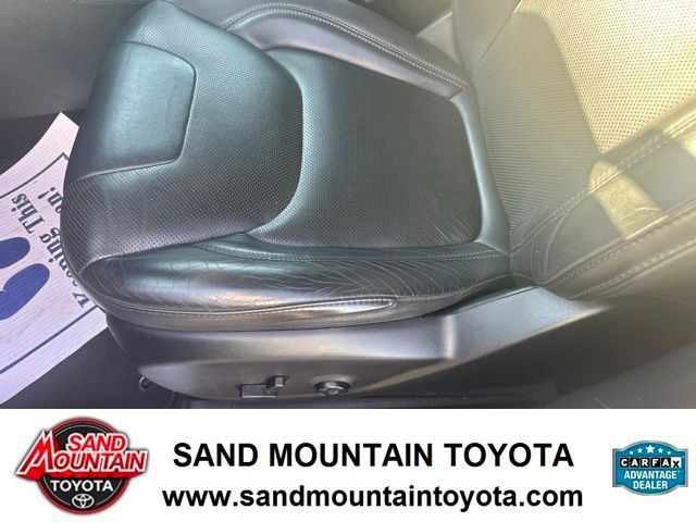 Used 2019 Jeep Cherokee Limited AWD/4WD image 17