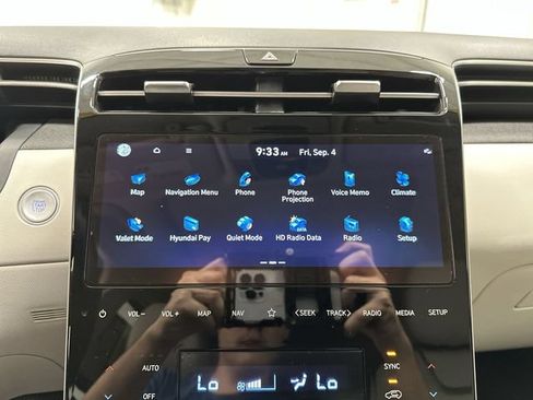 Used 2024 Hyundai Tucson Limited FWD image 25