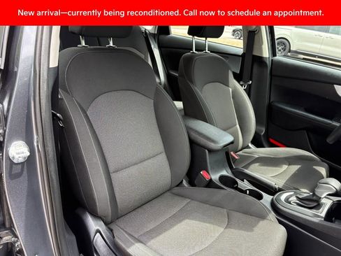 Certified 2024 Kia Forte LXS FWD image 17