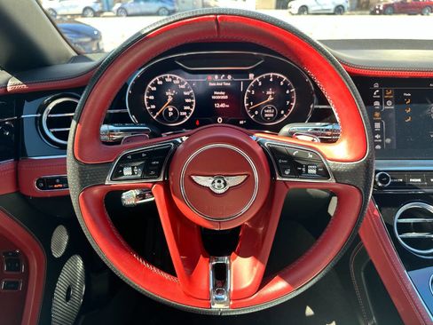 Used 2020 Bentley Continental GT image 26