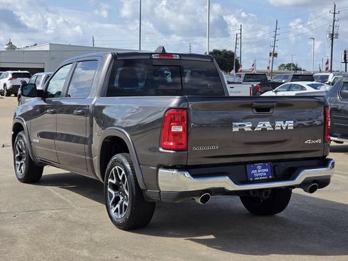 Used 2026 RAM 1500 Laramie AWD/4WD image 7