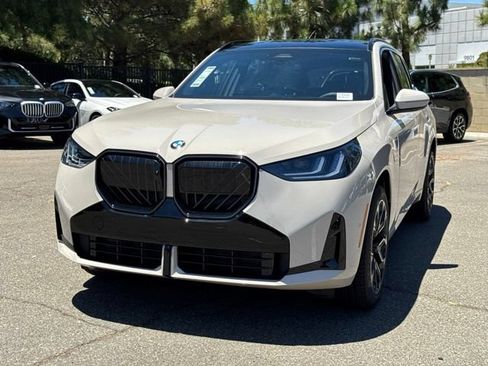 New 2026 BMW X3 xDrive30i w/ Premium Package AWD/4WD image 3