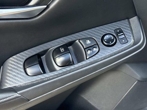 Certified 2025 Nissan Sentra SV FWD image 18